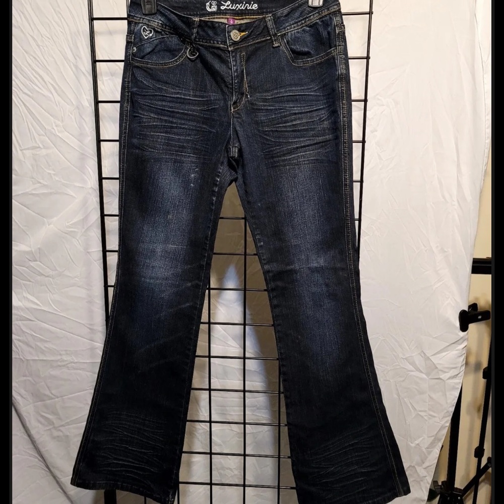 Luxirie Jeans Womens Size 30/11 Dark Blue Bootcut Embroidered Pocket Cotton